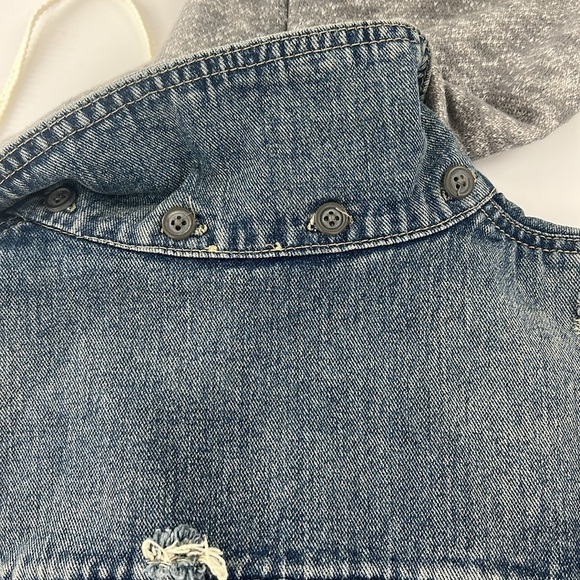 Free People Distressed Denim Jacket with Attached Knit Sleeves and Hood -s/p - Picture 10 of 11